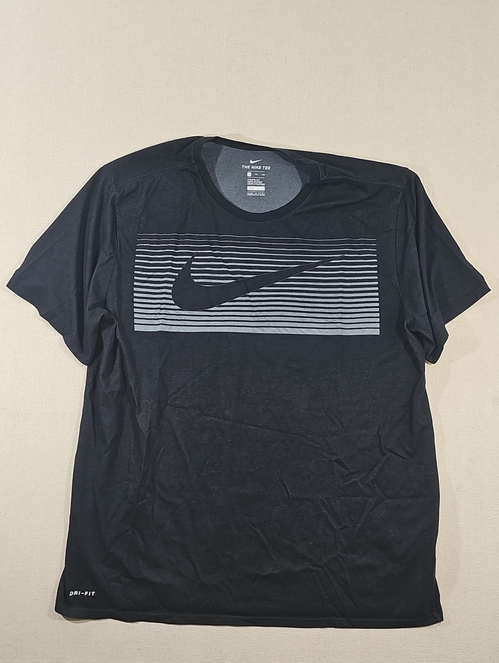 Nike Men’s Black Graphic Swoosh Short Sleeve Tee